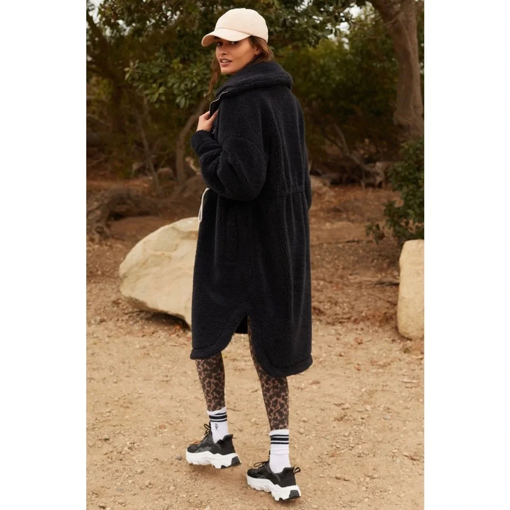 Anthropologie Black Varley Jones Sherpa Longline Toggle Oversized Cinched Coat - Picture 3 of 4